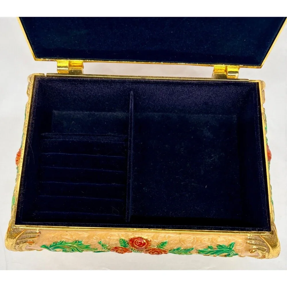 Vtg Jewelry Box Metal Enamel Christmas Scene Footed  Santa Sleigh Russian Troika